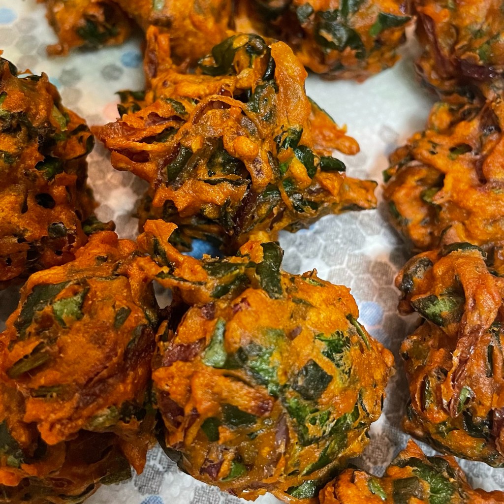 Onion Spinach Pakoda | Simple Spinach&nbsp;Pakora