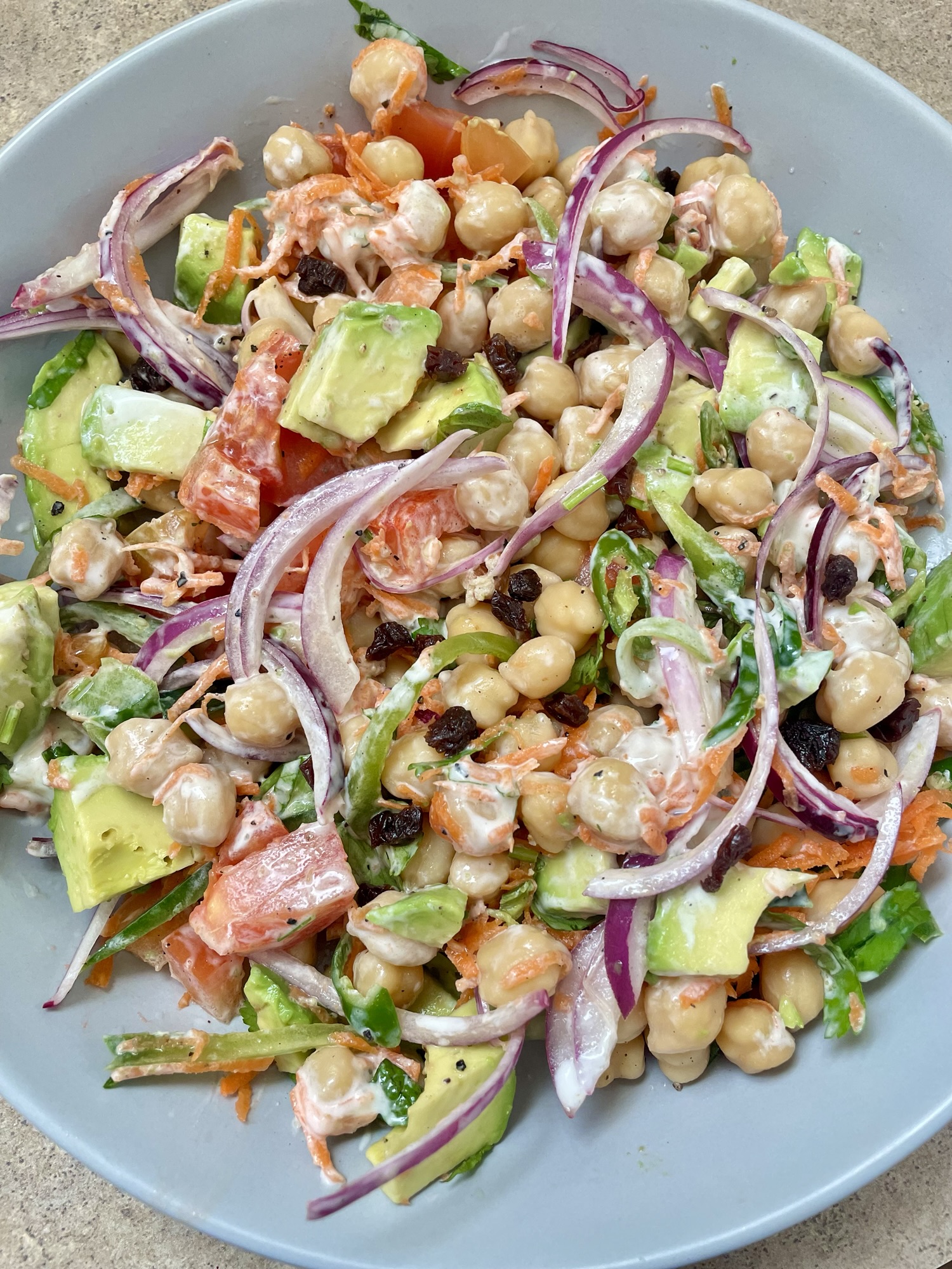 Delicious Chickpea Salad with Colorful Vegetables